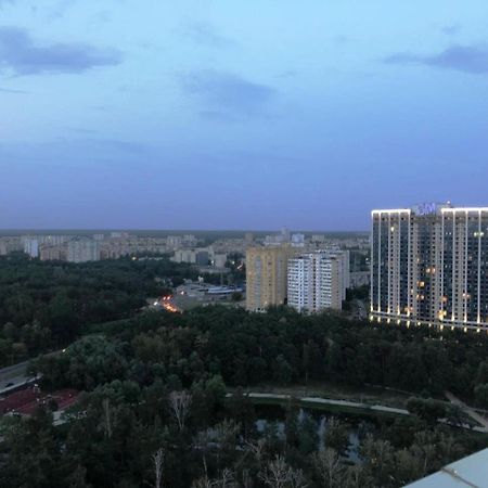 Квартира Парковые Озера Kyiv Exterior foto