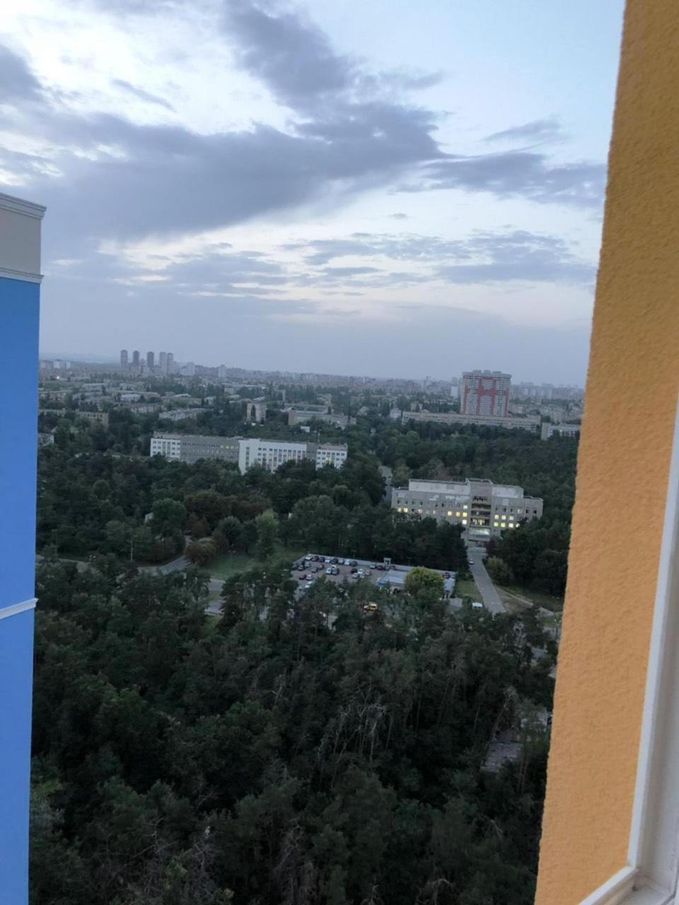 Квартира Парковые Озера Kyiv Exterior foto